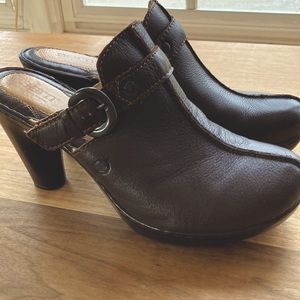 LIKE NEW Born platform clogs